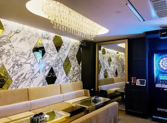 上野ビゼ店内画像１