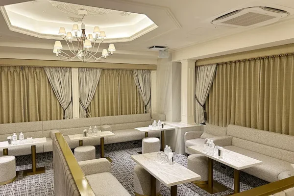 プリマ東京-店内画像１