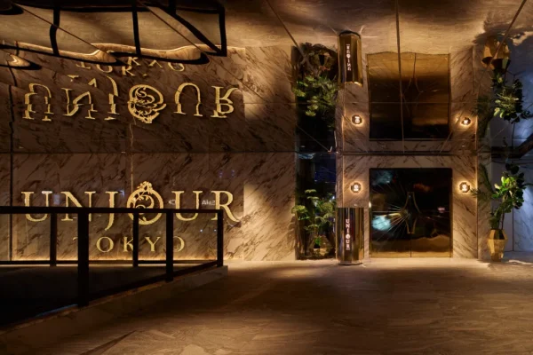 アンジュール店内３