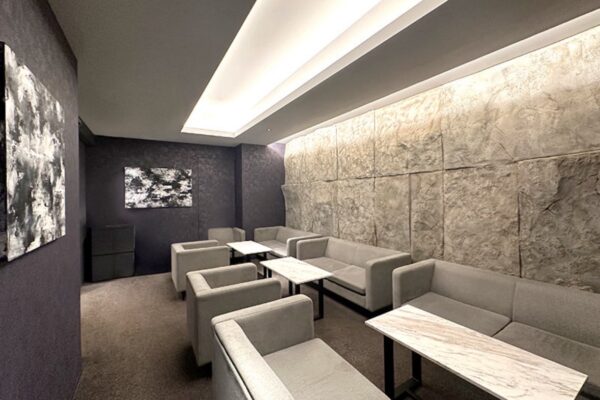 西麻布ルーツの店内画像2