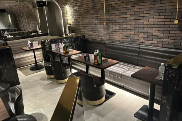 フローレンス店内画像