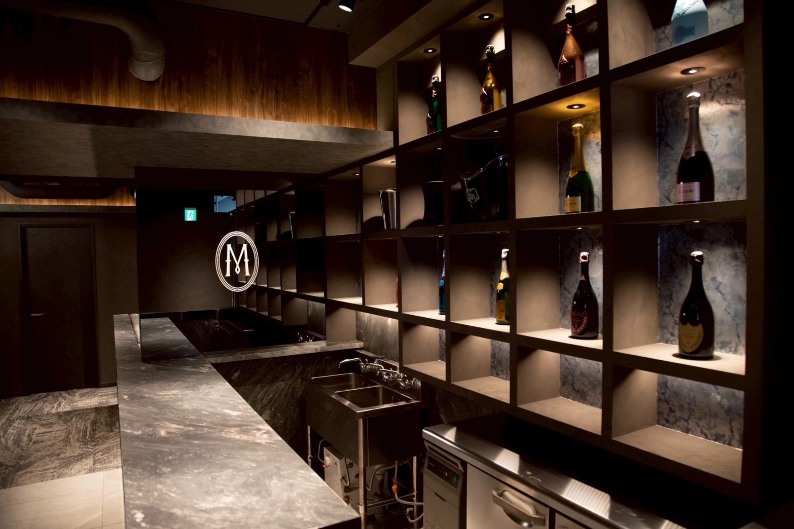 品川マーキーズ店内画像