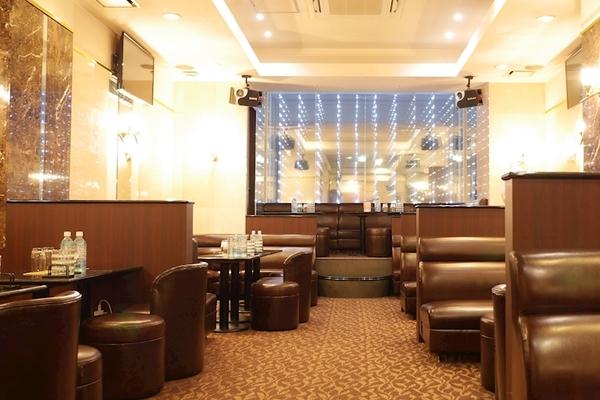 美魔女店内画像