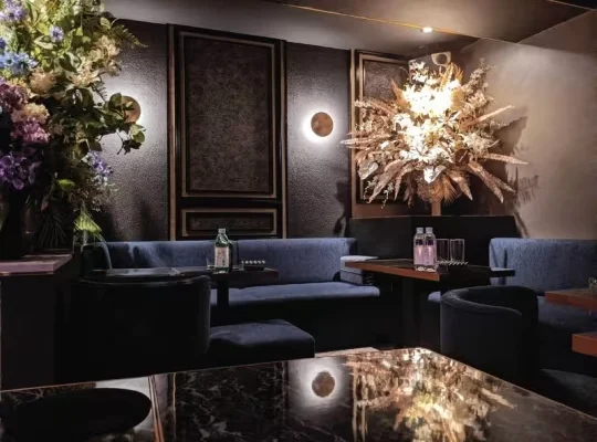 パナメーラ店内画像