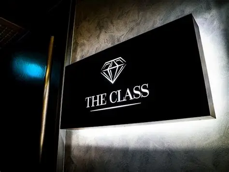 ザクラス店内画像