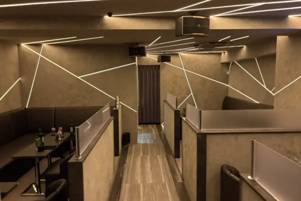 ザクラス店内画像