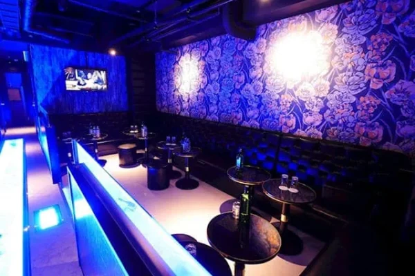 セレーネ店内画像